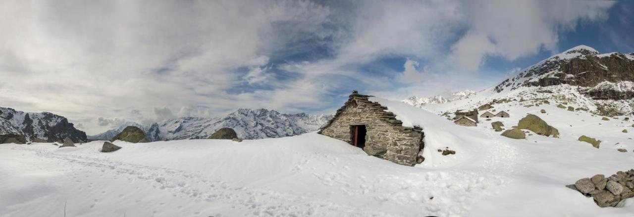 Bed and Breakfast Ca'D'Ambra Groscavallo Esterno foto