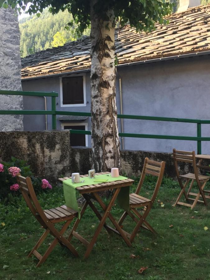 Bed and Breakfast Ca'D'Ambra Groscavallo Esterno foto